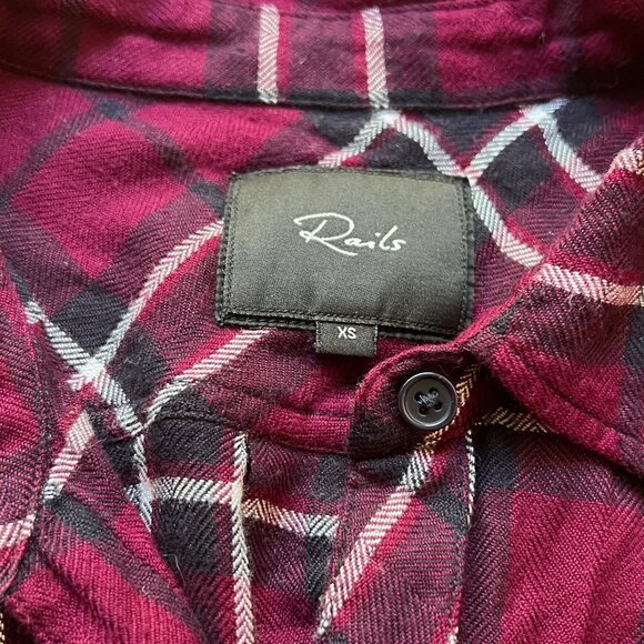 Rails Size XS Red Purple Plaid Long Sleeve Jersey Hunter Button Down Shirt Top - Picture 4 of 12